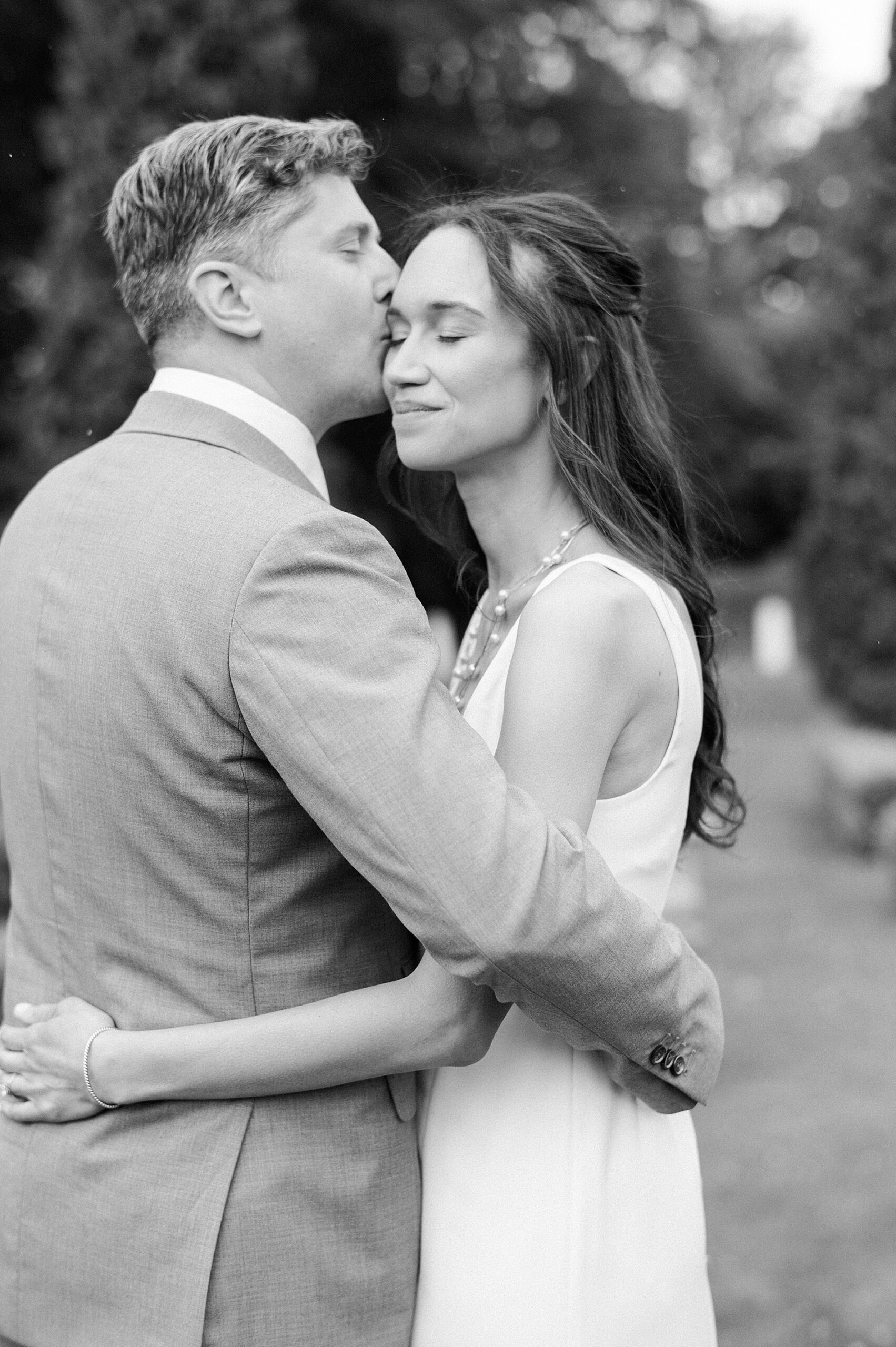 Timeless wedding portraits 