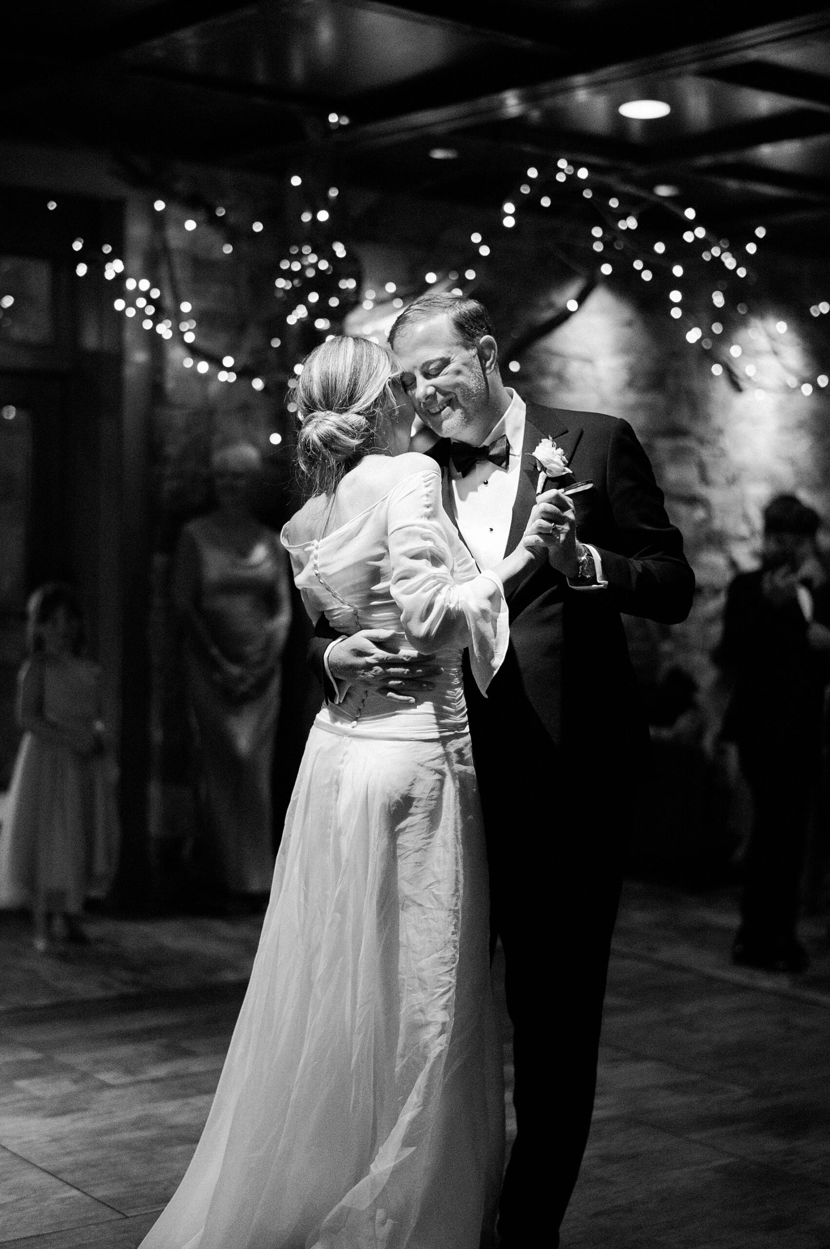 newlyweds first dance
