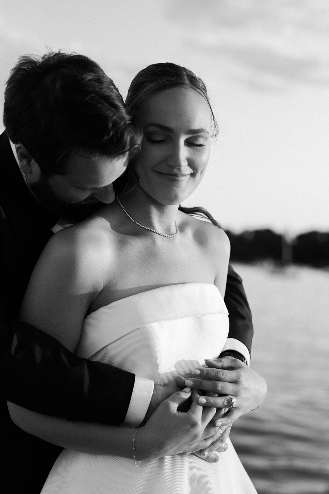 timeless bride and groom photos 