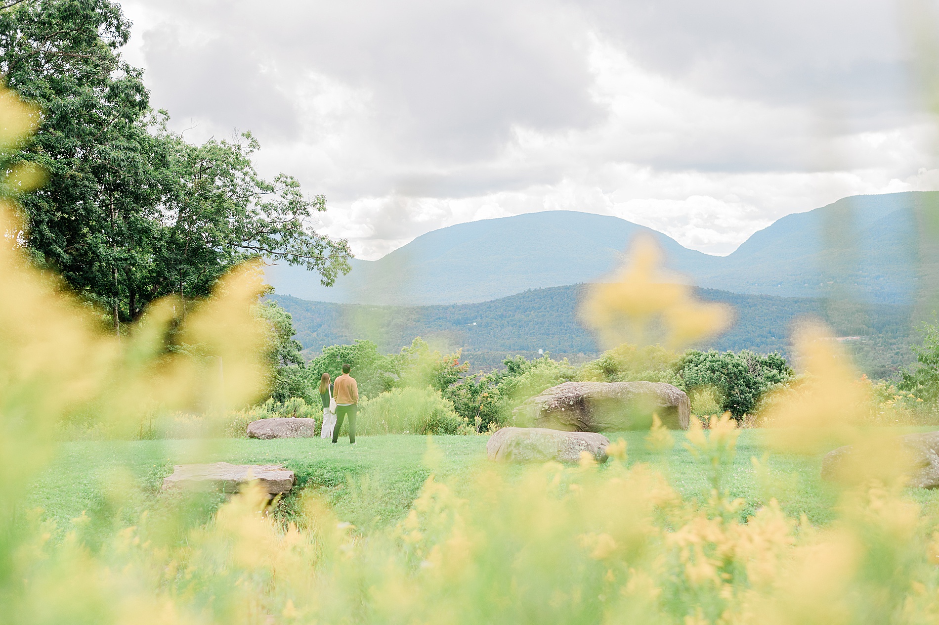  Deer Mountain Inn couples photos 