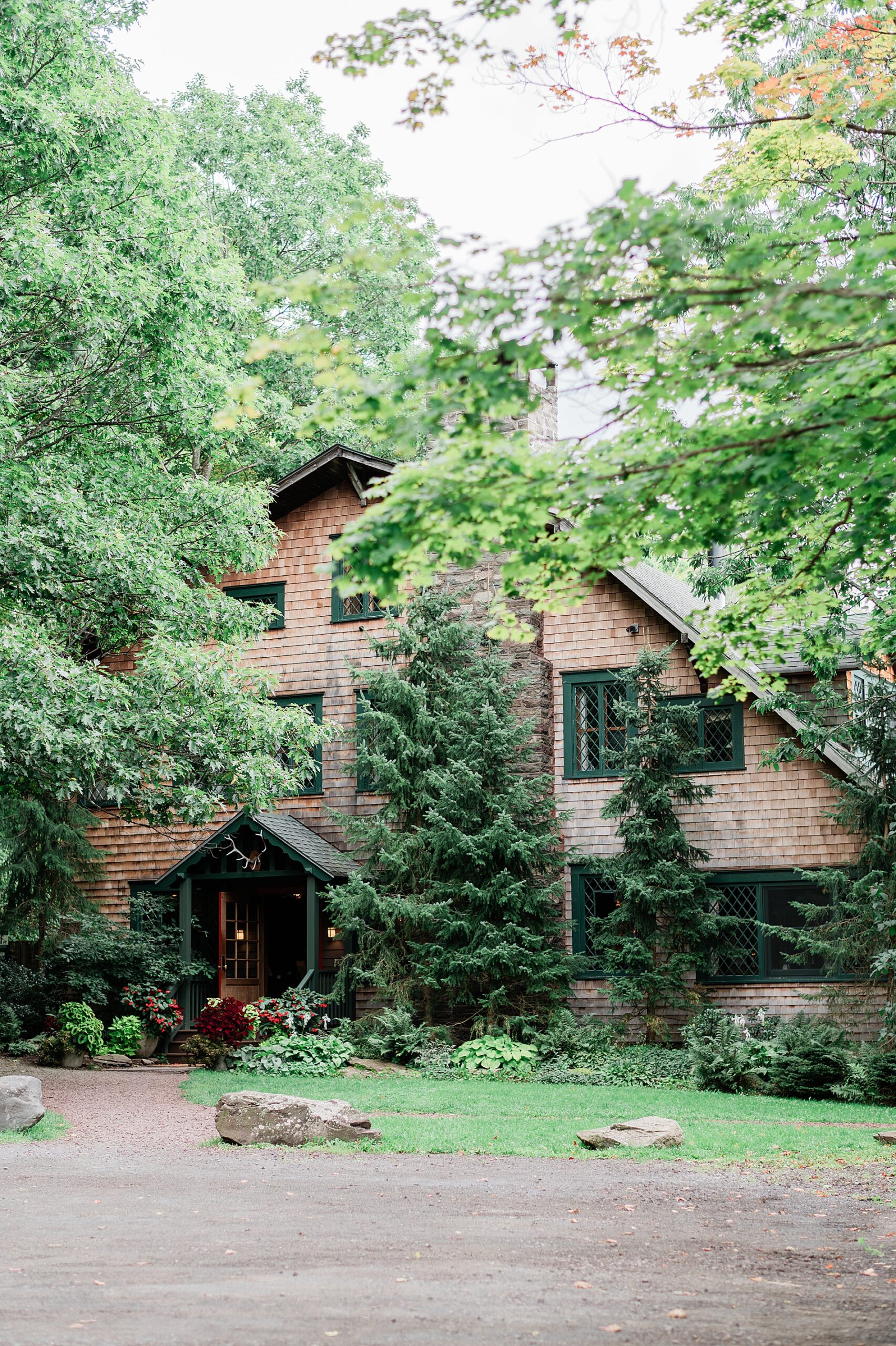 Deer Mountain Inn in Great Northern Catskill Mountains
